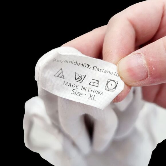 3/$20 Y2K Plain White Crop Top Size: XL - Picture 5 of 5